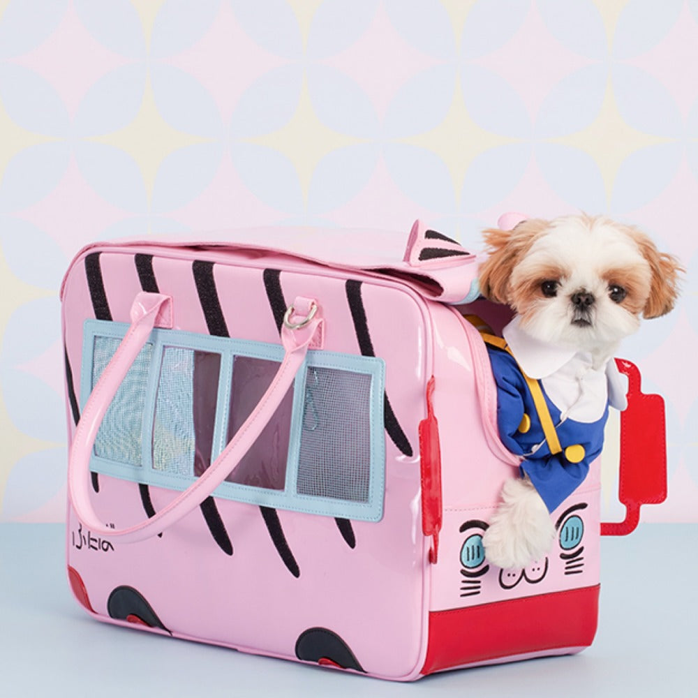 Crayon Shin-chan Futaba Kindergarten Bus Carrier